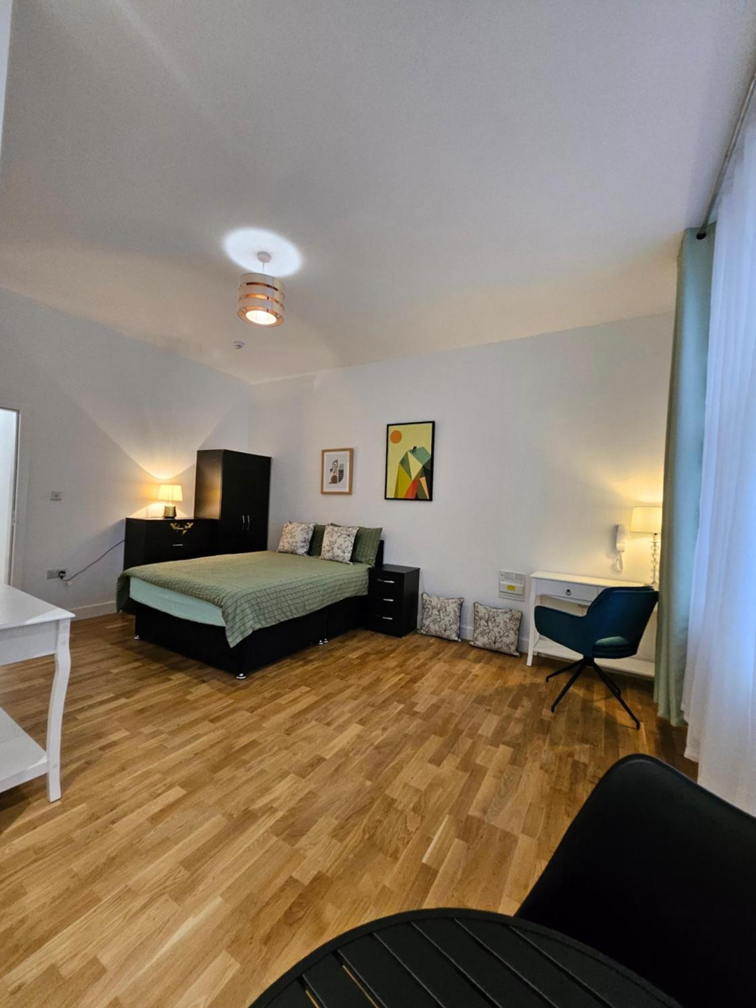 Central Chambers Suites - Suite 1 利克 外观 照片